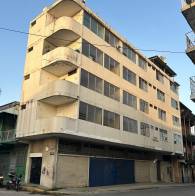 Edificio multifamiliar en avenida A, Santa Ana, ciudad de Panamá.