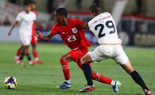 Universitario venció 2-1 a la Selección Nacional de Panamá.