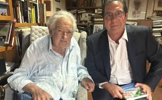 ‘Fui a visitar a Pepe Mujica y a Lucía. Estar en su casa y poder conversar es un privilegio’, dijo Torrijos.