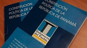 La nueva administración gubernamental está trabajando para realizar una nueva constitución.