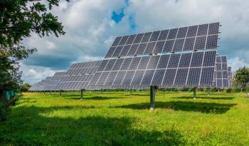 ‘Solaris’ consiste en la construcción de un parque solar que tenga la capacidad de producir 500 megavatios (MW) de energía, de forma periódica.
