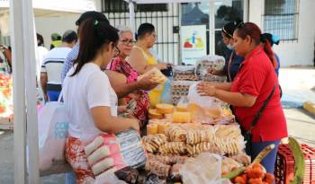 La malnutrición y la obesidad están en aumento, y causan millones de muertes por enfermedades no transmisibles.