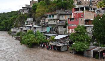 En Honduras, el país más afectado de Centroamérica, Sara dejó dos muertos.