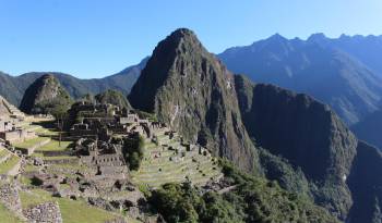Fotografía de archivo de la ciudadela prehispánica de Machu Picchu, Perú.
