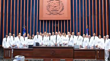 Integrantes del Congreso de República Dominicana instalado este viernes, 16 de agosto, previo a la toma de posesión en esta misma jornada del presidente del país, Luis Abinader, para su segundo y último mandato.