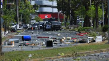 Imágenes actuales de la Avenida Balboa ante el enfentamiento entre autoridades y sindicatos.