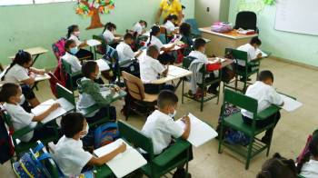 Año escolar 2024 dará inicio el 4 de marzo