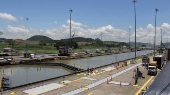 Vista panorámica al Canal de Panamá.