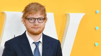 Según las autoridades, el permiso que se dio a Sheeran para sus conciertos no incluye actuaciones improvisadas en plena calle.