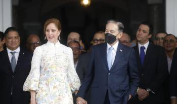 Cortizo y la primera dama, Yazmín Colón de Cortizo, salieron este 28 de junio del Palacio de Las Garzas, dos días antes que termina su mandato.