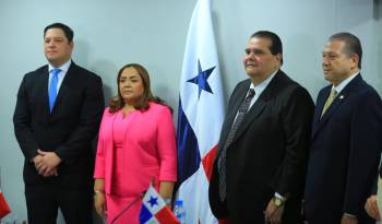 Ariel Vallarino, Dana Castañeda, Sergio Gálvez y Manuel Cohen.