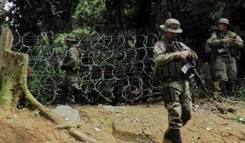 Desde el 1 de julio se bloqueo con alambres de púas cinco trochas o rutas en Darién.