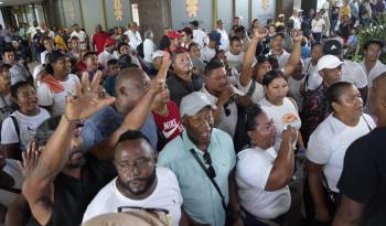 Durante la reunión los buhoneros plantearon sus inquietudes respecto al ‘Plan de Reordenamiento y Recuperación de Espacios Públicos’