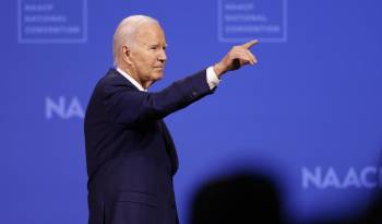 El presidente estadounidense, Joe Biden, participa en la 115ª Convención Nacional de la NAACP en Las Vegas, Nevada, Estados Unidos, este 16 de julio de 2024.