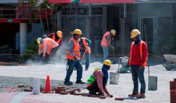 Los trabajadores de la construcción buscan nuevos salarios para 2025.