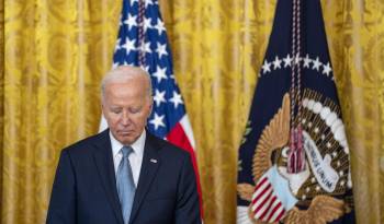 El presidente estadounidense, Joe Biden, durante una ceremonia de Medalla de Honor en el Salón Este de la Casa Blanca en Washington, DC, Estados Unidos.