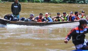 Llegada de migrantes irregulares a la recepción temporal, ubicado en Lajas Blancas, Darién.