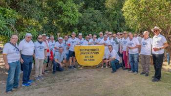 De rodillas, al frente, sosteniendo el ‘banner’: Mario Quelquejeu y Jorge Alegre. De pie, de izquierda a derecha: Rodrigo Barsallo, Rosendo González, Roberto Roy, Rubén Reyna, Javier Ortiz, Rogelio Novey, Camilo Menasche, Santiago Porcel, Abdiel Solís, Mike Maduro, Javier Bárcenas, Roberto Biendicho, Vasco Moreno, Carlos Tejada, Carlos Sánchez Fábrega, David Brandford, Rolando Brid, Franklin Arosemena, Roberto Hincapié, Richard Saul, Eladio Pérez Venero, Emilio García, Gabriel Boyd, Ernesto González, Guillermo Ortiz.