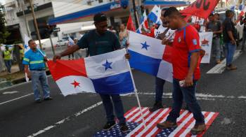 Hubo protestas en varios puntos de la capital.