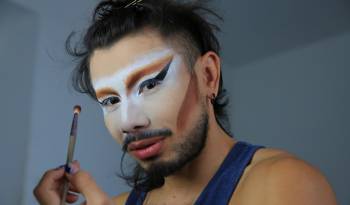 Isaac Chisaka, también conocido como ‘Caazi’, ‘drag king’ y embajador 2024 del World Pride Panamá.
