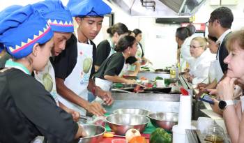 Cada equipo estaba formado por tres estudiantes.