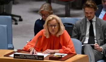 La coordinadora superior de asuntos humanitarios y de reconstrucción de la ONU para Gaza, Sigrid Kaag, informa al Consejo de Seguridad de la ONU sobre la situación en Oriente Medio.