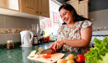 Frutas, vegetales no pueden faltar en su alimentación.