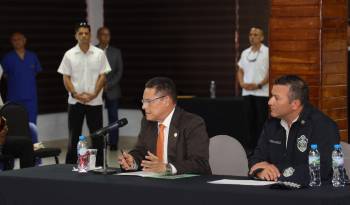 Tanto el ministro de Seguridad Pública, Frank Ábrego, como el director de la Policía Nacional, Jaime Fernández, anunciaron que se realizarán los pagos de las jubilaciones.