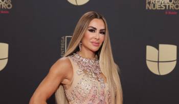 Ninel Conde asiste a la sala de prensa del 35º Premio lo nuestro en el Miami-Dade Arena el 23 de febrero de 2023 en Miami, Florida.