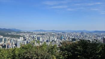 Vista de la ciudad de Seúl desde el mirador de la montaña Namsan.