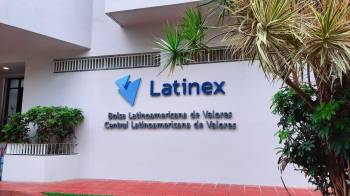 Imagen de archivo donde se muestra la fachada de Latinex, antes Bolsa de Valores de Panamá.