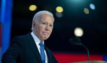 El presidente de los Estados Unidos, Joe Biden, pronuncia un discurso en la Convención Nacional Demócrata de 2024 en Chicago, Illinois, EE. UU., el 19 de agosto de 2024.