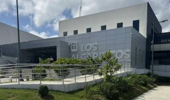 Fachada de las oficinas centrales del teleférico Los Alcarrizos, en Santo Domingo, Rep. Dominicana.