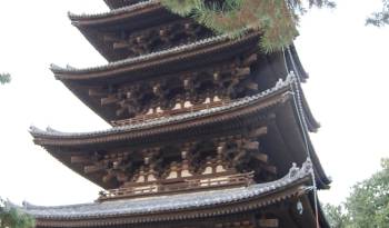 La histórica pagoda de madera de Nara.
