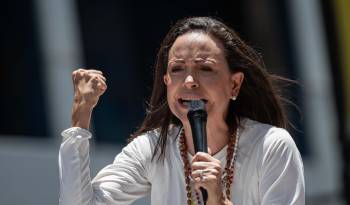 Fotografía de archivo del 28 de agosto de 2024 de la líder opositora venezolana María Corina Machado durante una manifestación en Caracas.