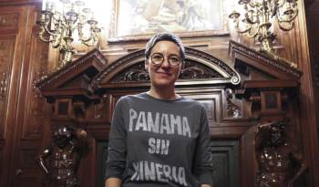 Fotografía de archivo de la cineasta panameña Ana Endara durante una entrevista con EFE, en Madrid.