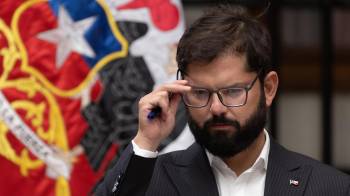 El presidente de Chile, Gabriel Boric, participa en una reunión con su homólogo de Alemania, Frank-Walter Steinmeier, en el Palacio de la Moneda este miércoles, en Santiago.