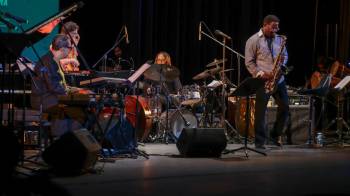 Leyendas como John Patitucci, Terri Lyne Carrington, Everette Harp, junto con el maestro Danilo Pérez.