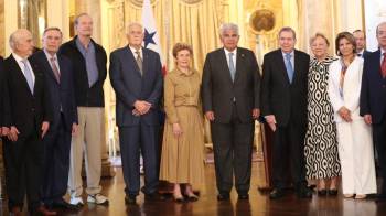 El presidente, José Raúl Mulino, y los expresidentes Ernesto Pérez Balladares y Mireya Moscoso, recibieron a Edmundo González en Presidencia.