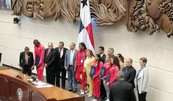 La Asamblea Nacional aprobó una resolución que reconoce el impacto positivo de los atletas olímpicos como un medio para fomentar el deporte y el espíritu de superación en la juventud.