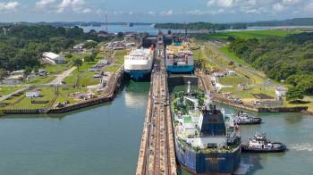 Diferentes figuras políticas, incluyendo exministros y exembajadores firmaron un comunicado en defensa de la soberanía del Canal de Panamá.