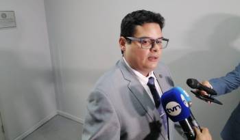 Carlos Alvarado, secretario general de la Asamblea.