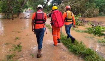 Lluvias dejan deslizamientos, inundaciones y cuatro muertos