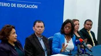 Lucy Molinar, ministra de Educación.