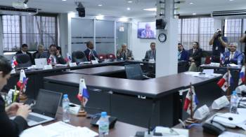 En la sustentación del traslado estuvo el subdirector de la CSS, Rogelio Gordón, y el ministro de Salud, Fernando Boyd Galindo.