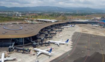 El Gobierno analiza poner en concesión el Aeropuerto Internacional de Tocumen.