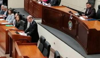 Chapman dijo entender la inquietud de algunos diputados y dijo que están en todo su derecho.