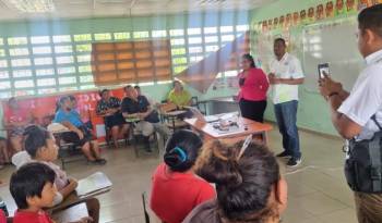 ‘Escuela para padres’, hoy en la región educativa de Bocas del Toro.