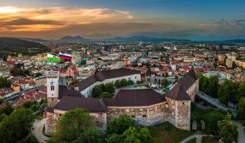 Liubliana es la capital de Eslovenia, un país reconocido por su preservación verde.