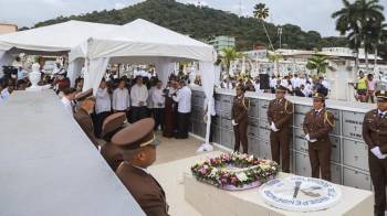 Actos protocolares del 2 de noviembre de 2019 en el Cementerio Amador.